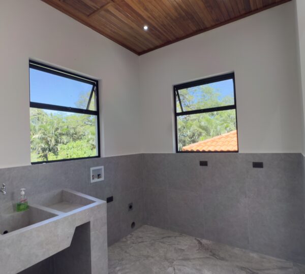 Retire in Luxury — Your Dream Home in Atenas, Costa Rica