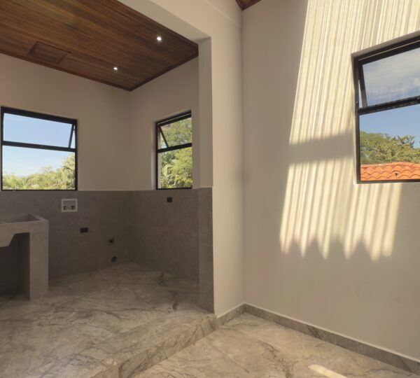 Retire in Luxury — Your Dream Home in Atenas, Costa Rica