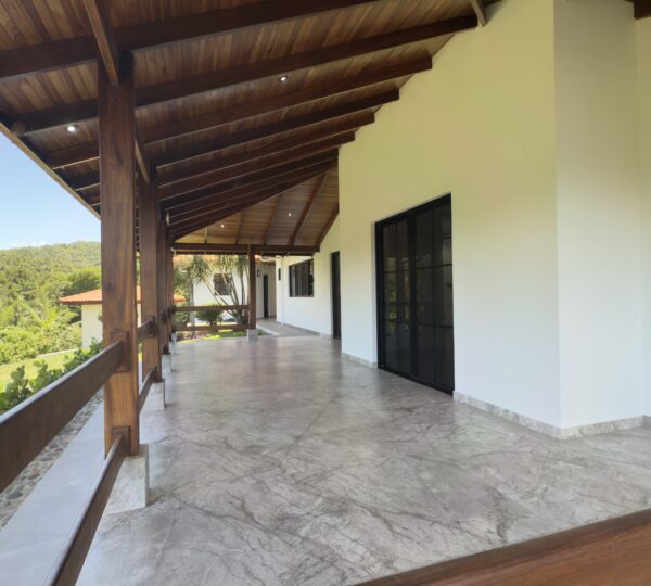 Retire in Luxury — Your Dream Home in Atenas, Costa Rica