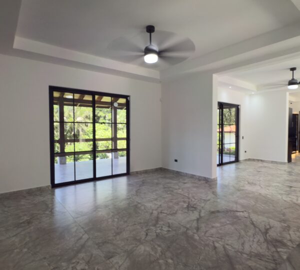 Retire in Luxury — Your Dream Home in Atenas, Costa Rica