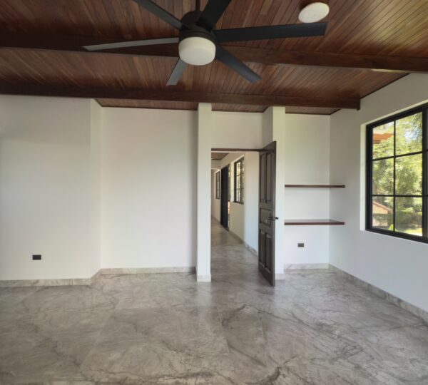 Retire in Luxury — Your Dream Home in Atenas, Costa Rica
