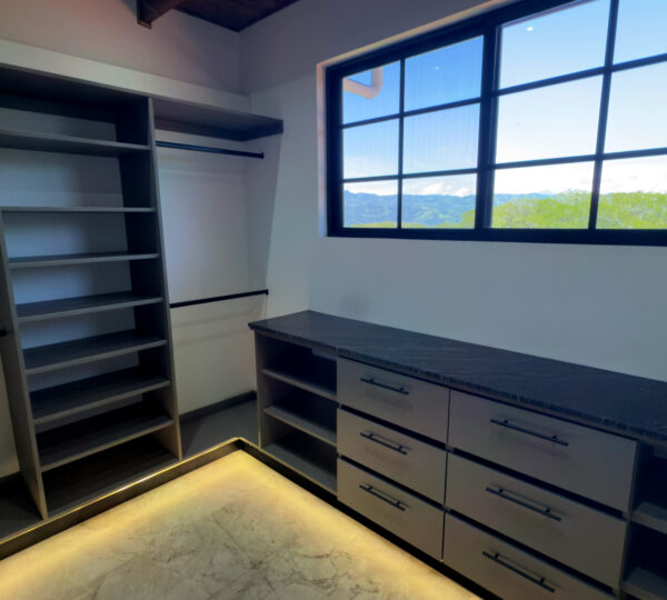 Retire in Luxury — Your Dream Home in Atenas, Costa Rica