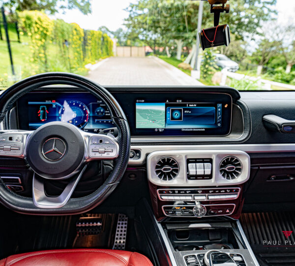 Mercedes-Benz G 500 2020 – Power, Luxury, and Commanding Presence