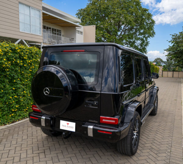 Mercedes-Benz G 500 2020 – Power, Luxury, and Commanding Presence